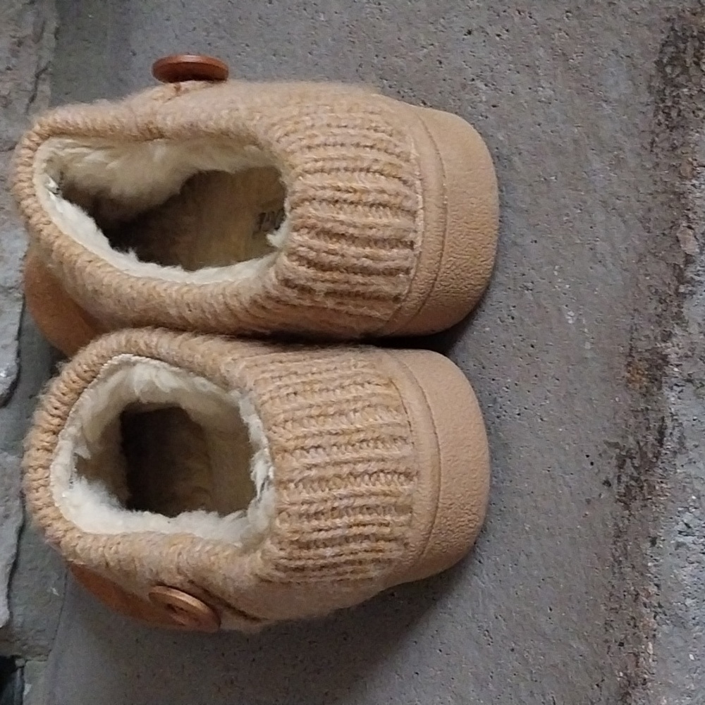 Fox Ridge Clogs - Picture 4 of 7